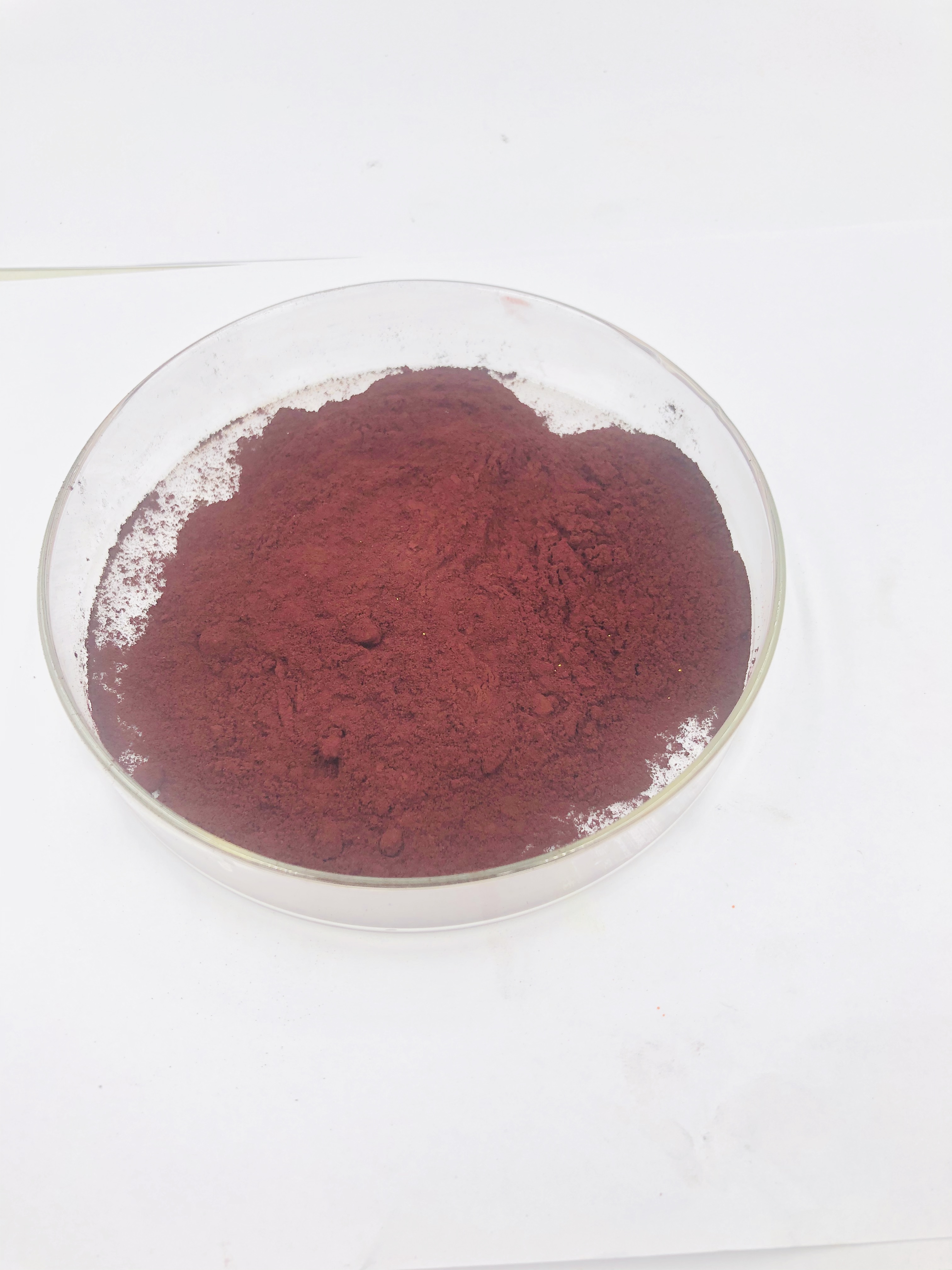 Solvent Red 24 Bluish Red Good Light Resistance Excellent Tinting Strength Competitive Quality for Plastic 